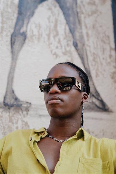 Versace VE 4403 GB187 57 Erkek Siyah Kemik Güneş Gözlüğü