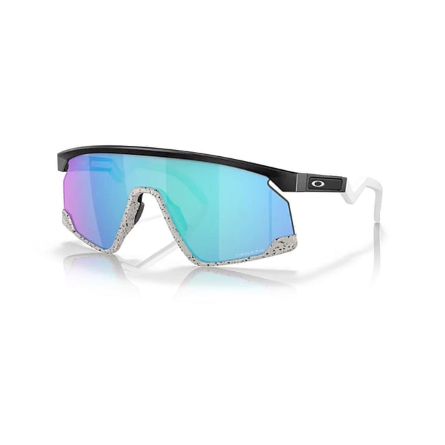 Oakley 9280 928003 39 Bxtr Outdoor Aynalı Geometrik Mat Siyah Güneş Gözlüğü