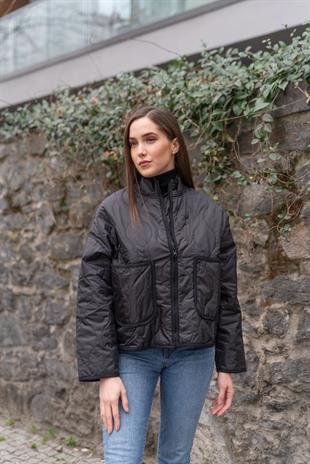 SİYAH KISA FERMUARLI CEKET