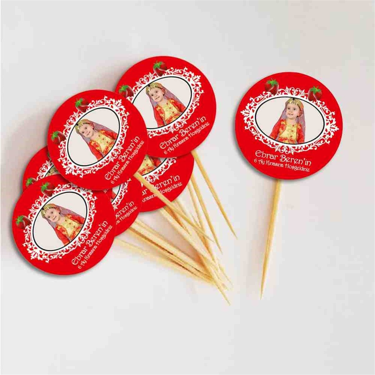 6 Ay Kınası Çilekli Parti Cupcake Kurdanı 