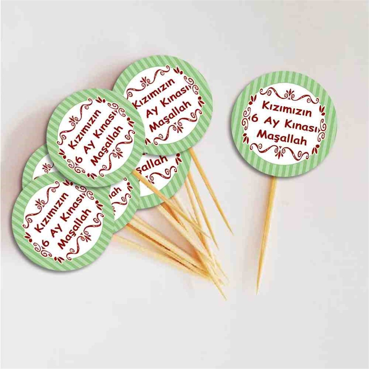 6 Ay Kınası Yeşil Çizgili Parti Cupcake Kurdanı 