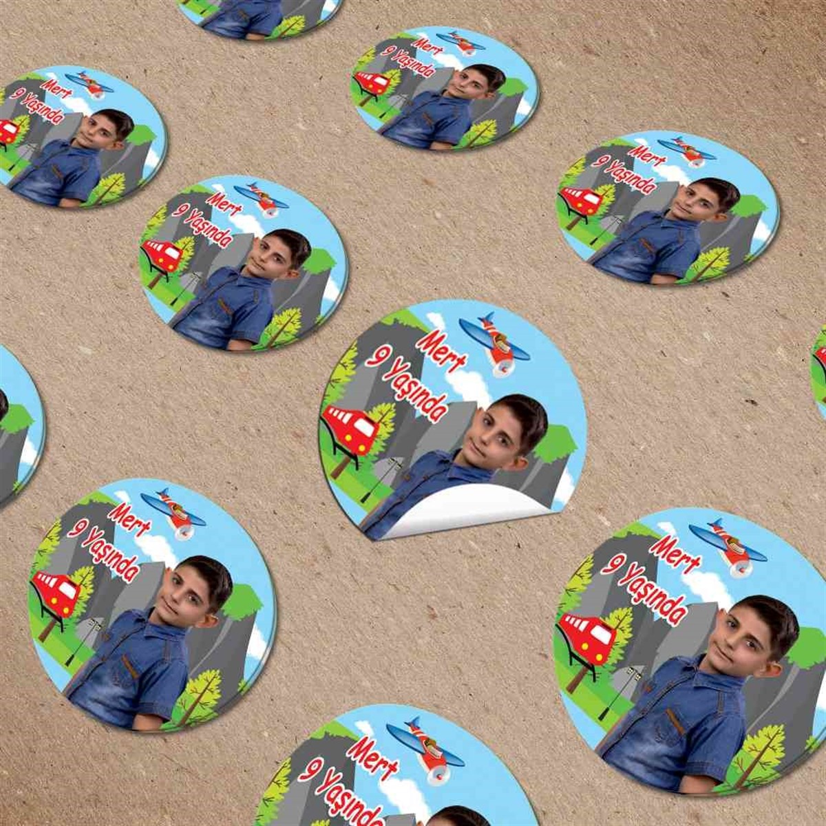 Araba Konsept Kişiye Özel Sticker 30 Adet 