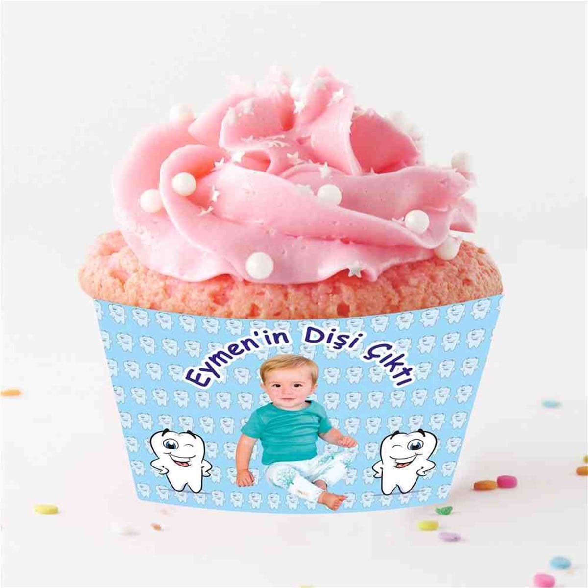 Diş Buğdayı Göz Kırpan Cupcake Sargısı 