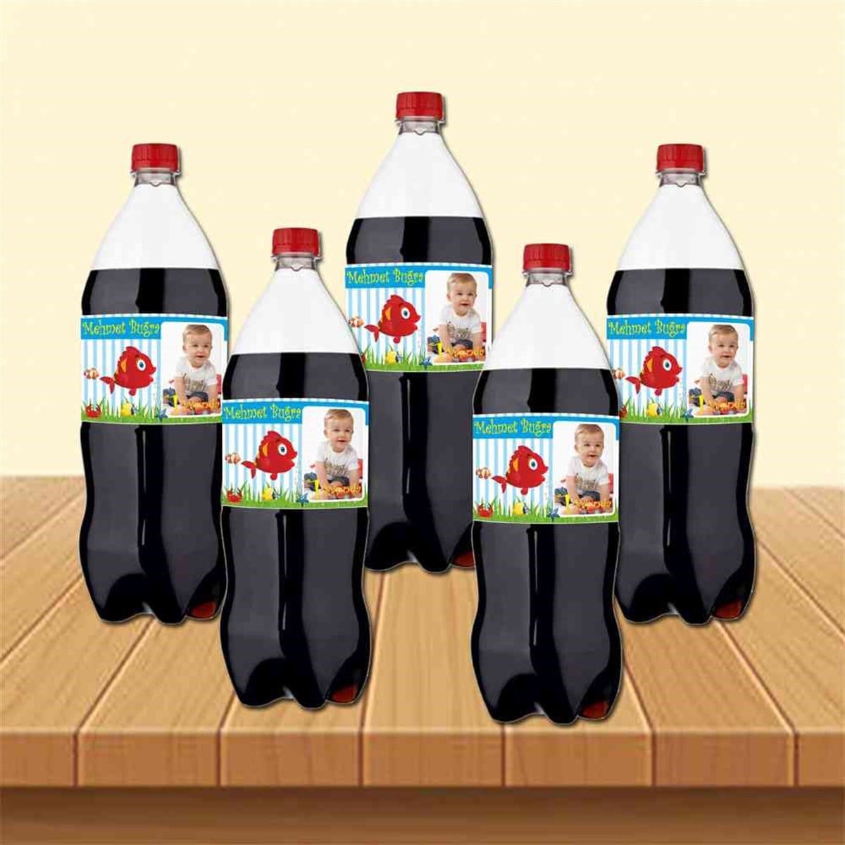 Kırmızı Balık Temalı Cola Şisesi Bandı    