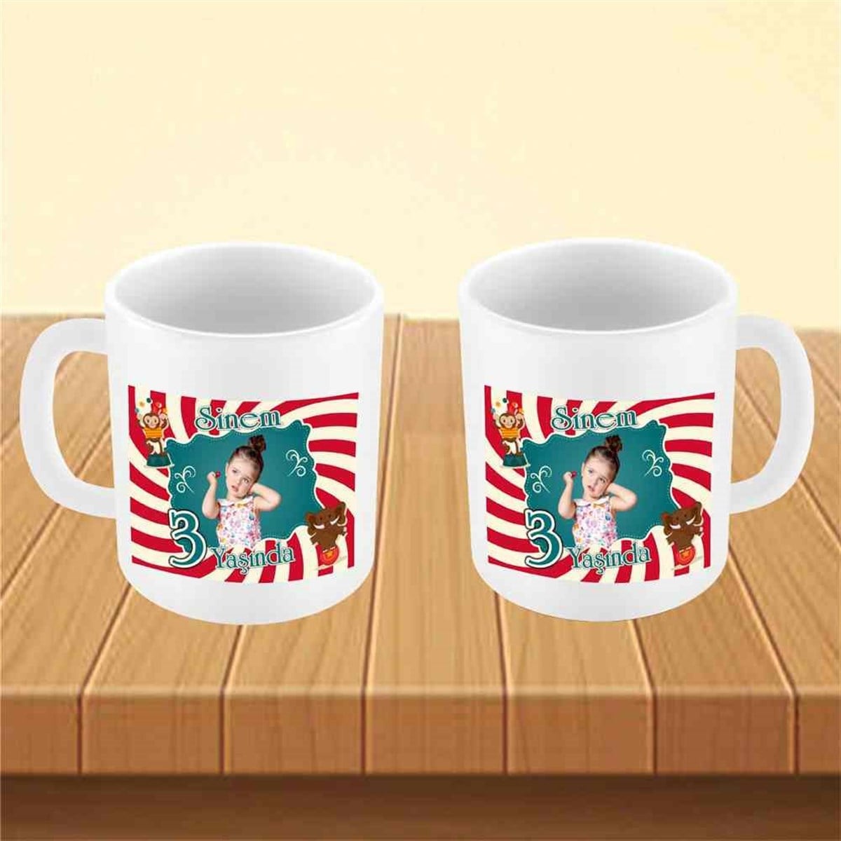 Kız Çocuğu Kupa Bardak Mug 