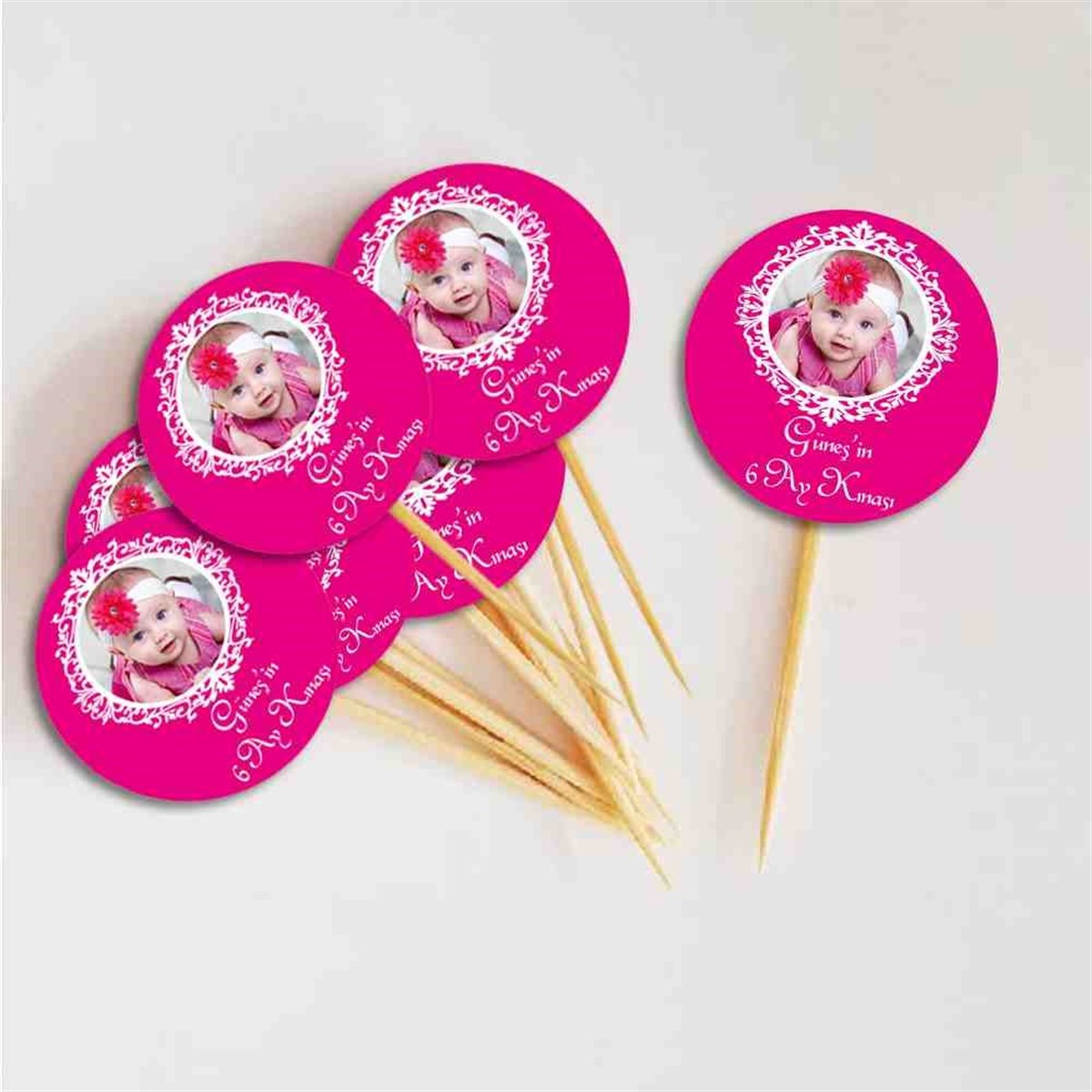 6 Ay Kınası fuşya Çerçeveli Tema Cupcake Kurdanı 