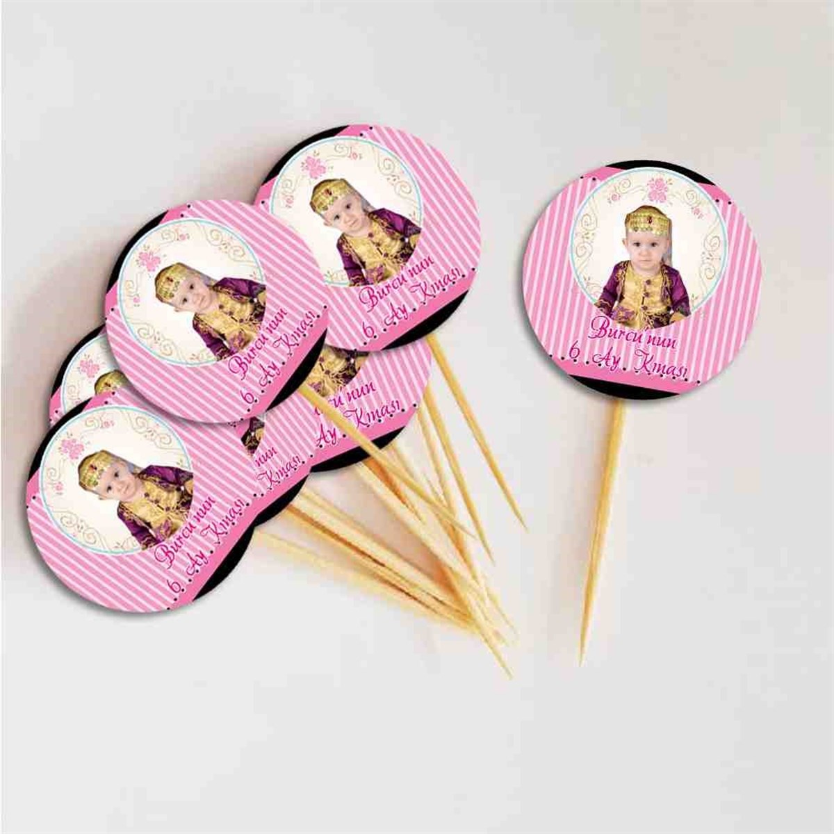 6 Ay Kınası Pembe Çizgili Parti Cupcake Kurdanı 