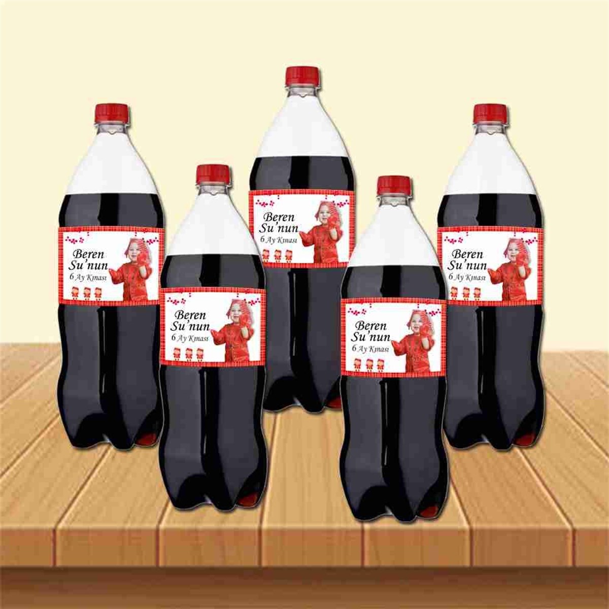 Altı Ay Kınası Kırmızı Çizgili Parti Cola Bandı Sargısı 