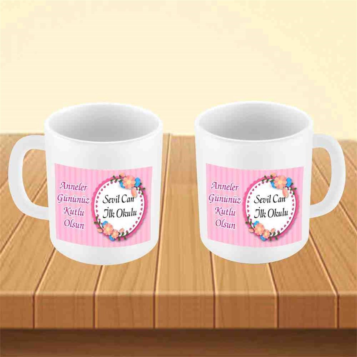 Anneye Hediye Temalı Cam Bardak Baskı 