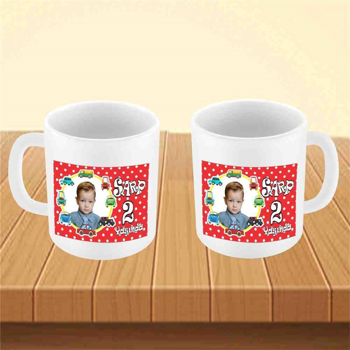 Araba Çerçeveli Kırmızı Konsept Kupa Bardak Mug  