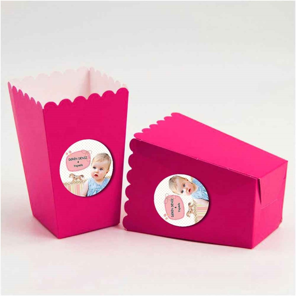 Atlı Konsept Etiketli Popcorn Kutusu 10 Adet 