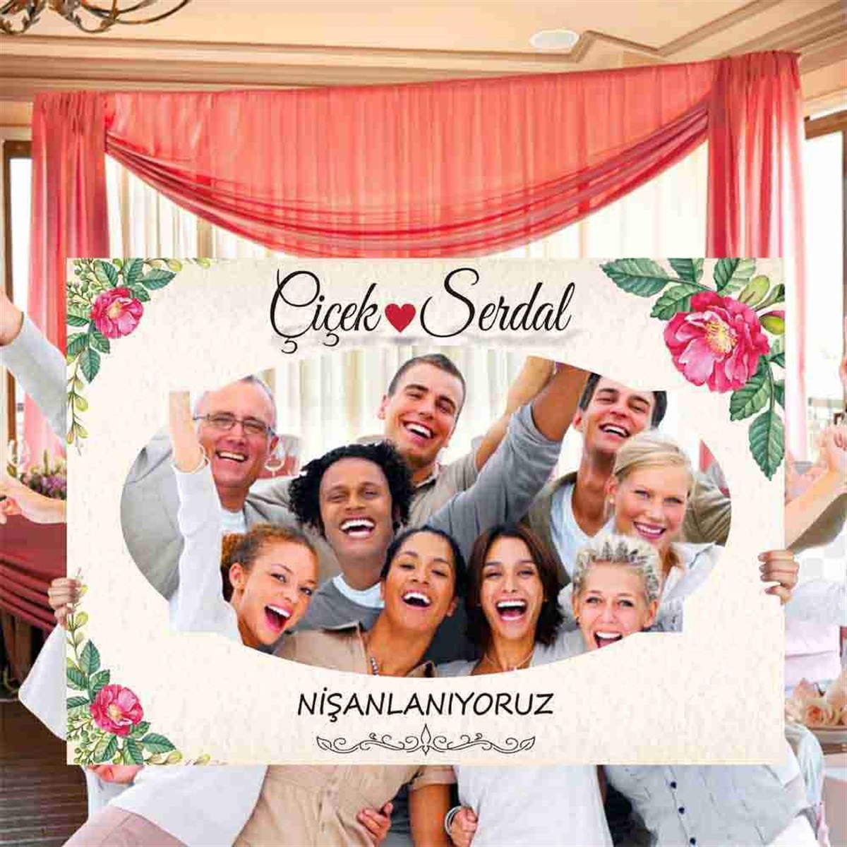 Çiçekli Nişan Konsept Fotoğraf Çerçeve 