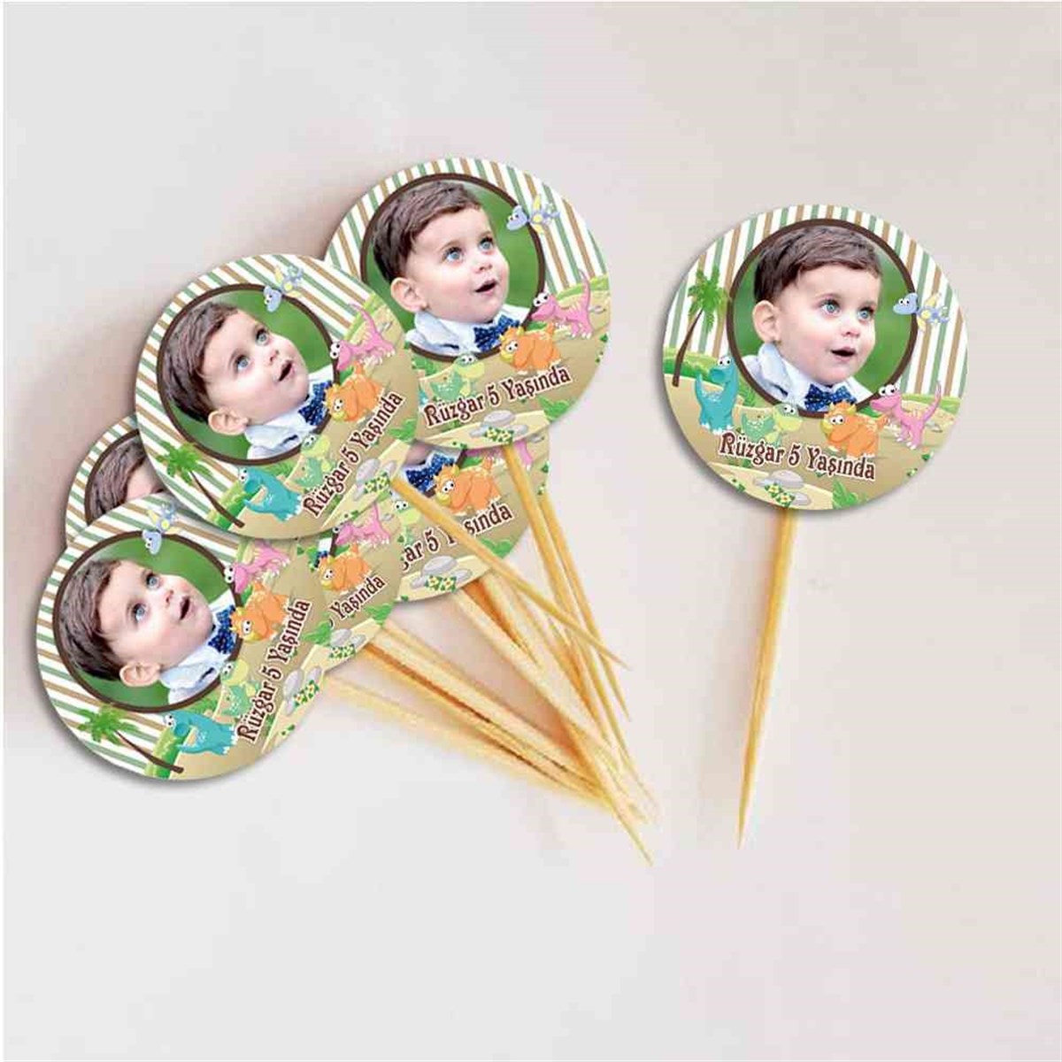 Dinazor Temalı Kurdan  