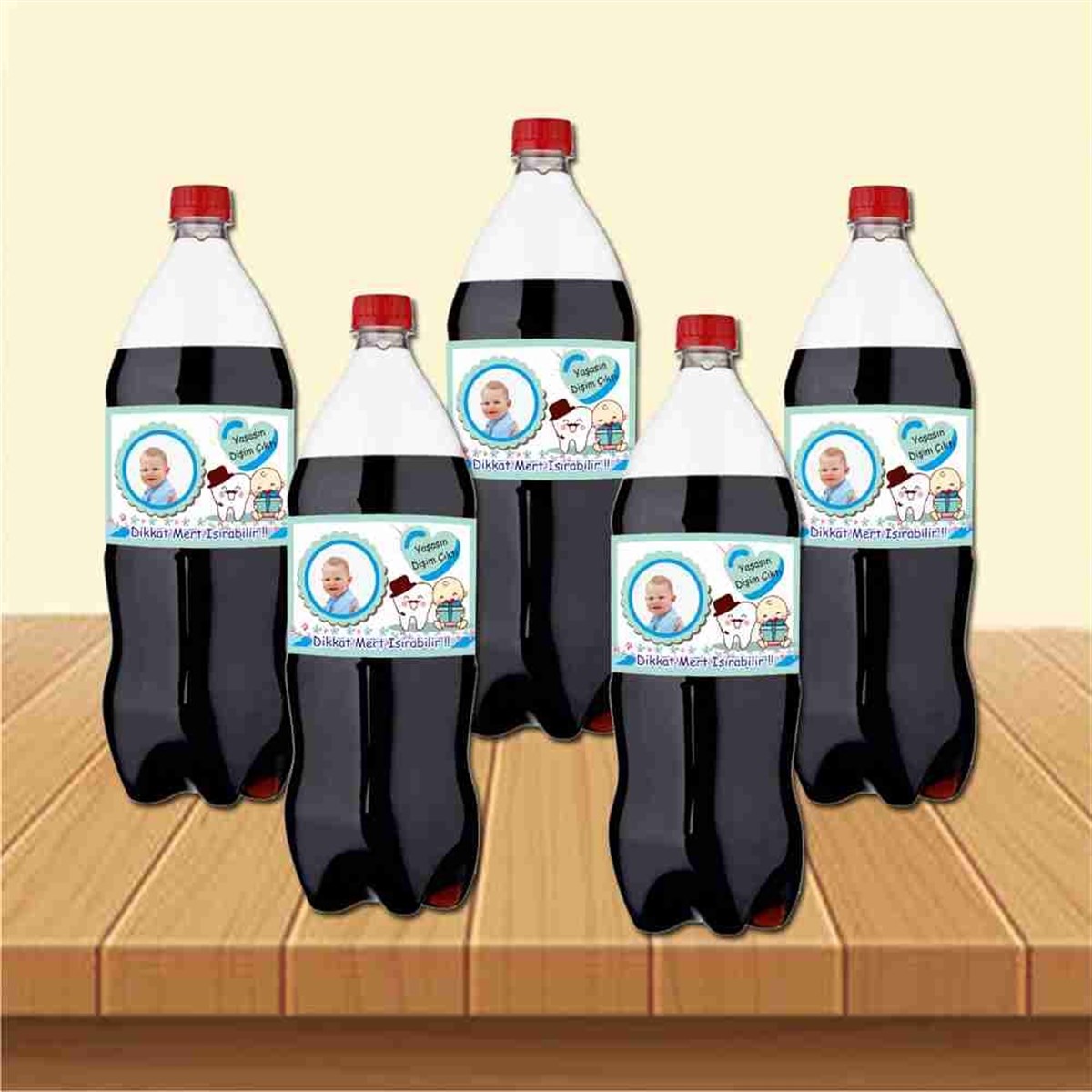 Diş Buğdayı Bıyıklı Şapkalı Diş Cola Şisesi Bandı 