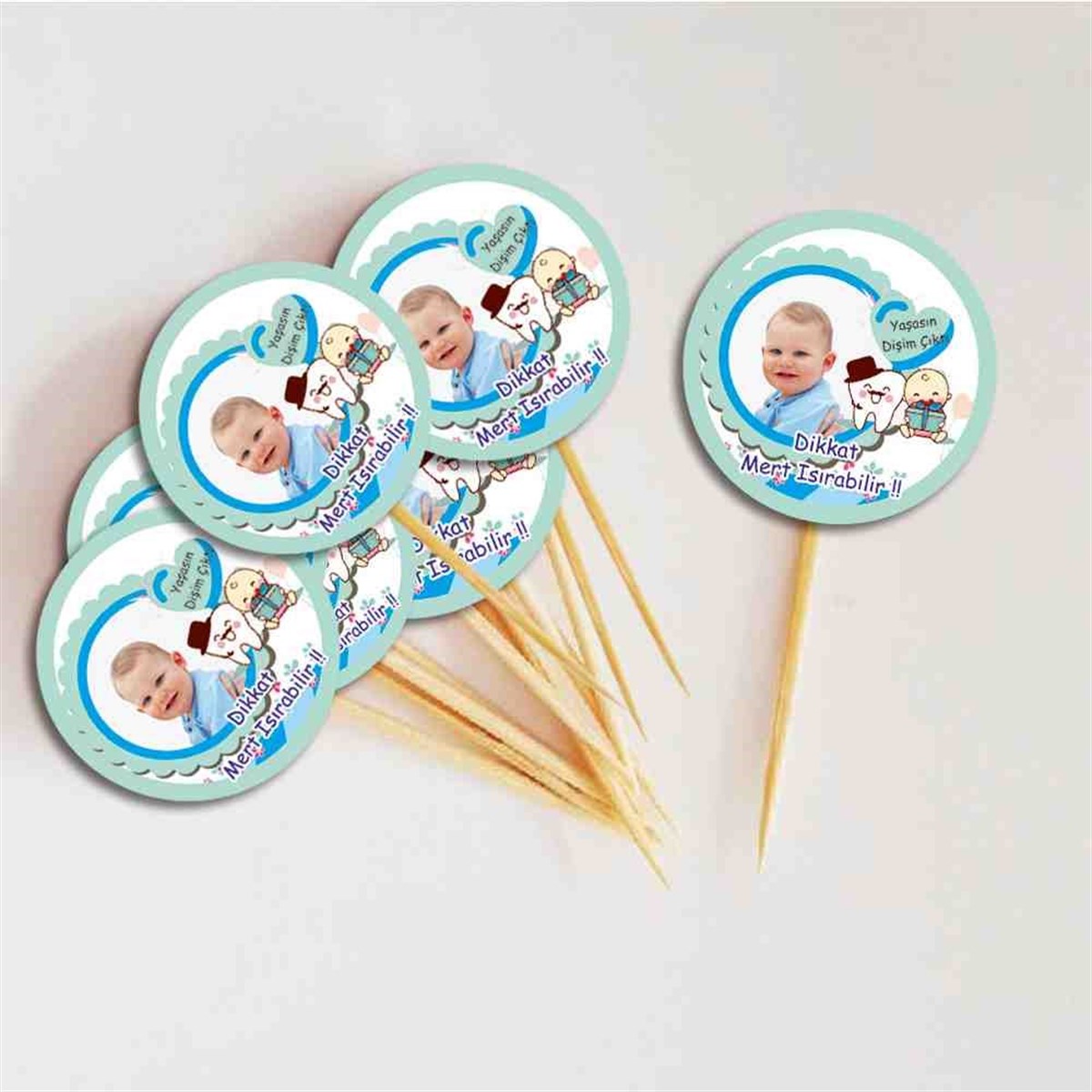 Diş Buğdayı Bıyıklı Şapkalı Diş Cupcake Kurdanı 