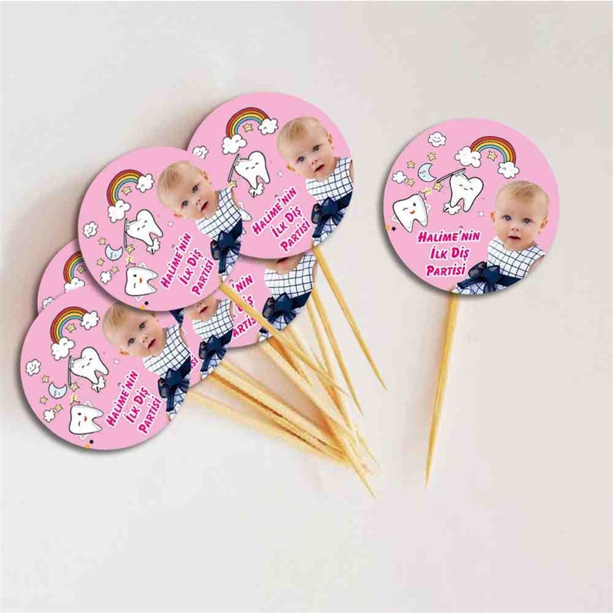 Diş Buğdayı Gökkuşağı ve Dişli Cupcake Kurdanı 