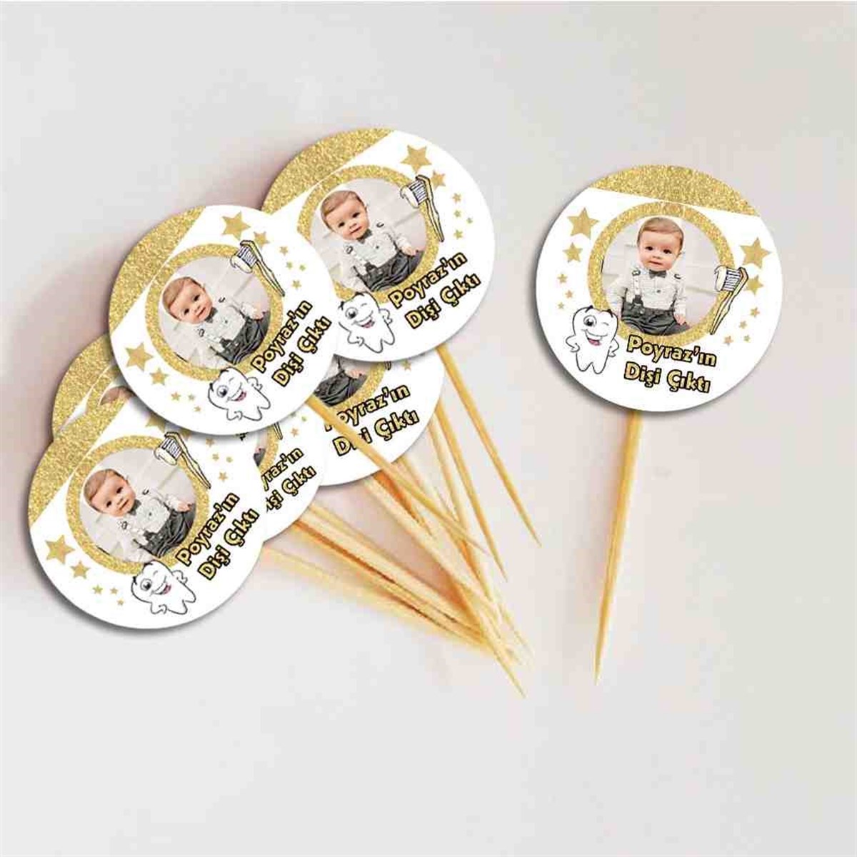 Diş Buğdayı Gold Yıldızlı Diş Cupcake Kurdanı 