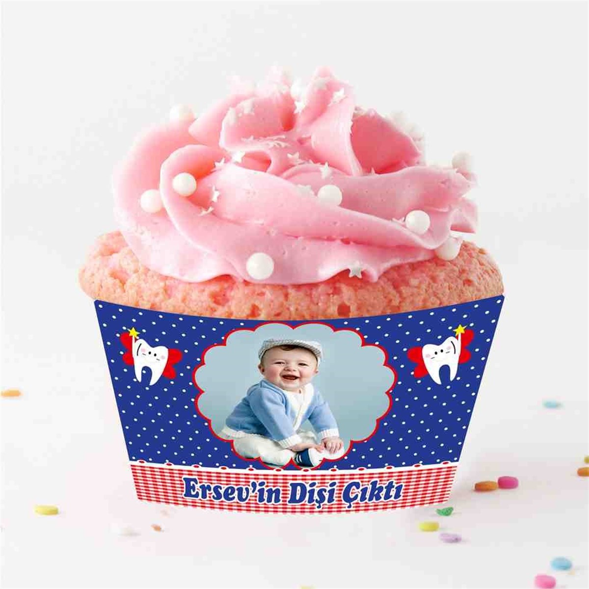 Diş Buğdayı Kırmızı Melekli Cupcake Sargısı 