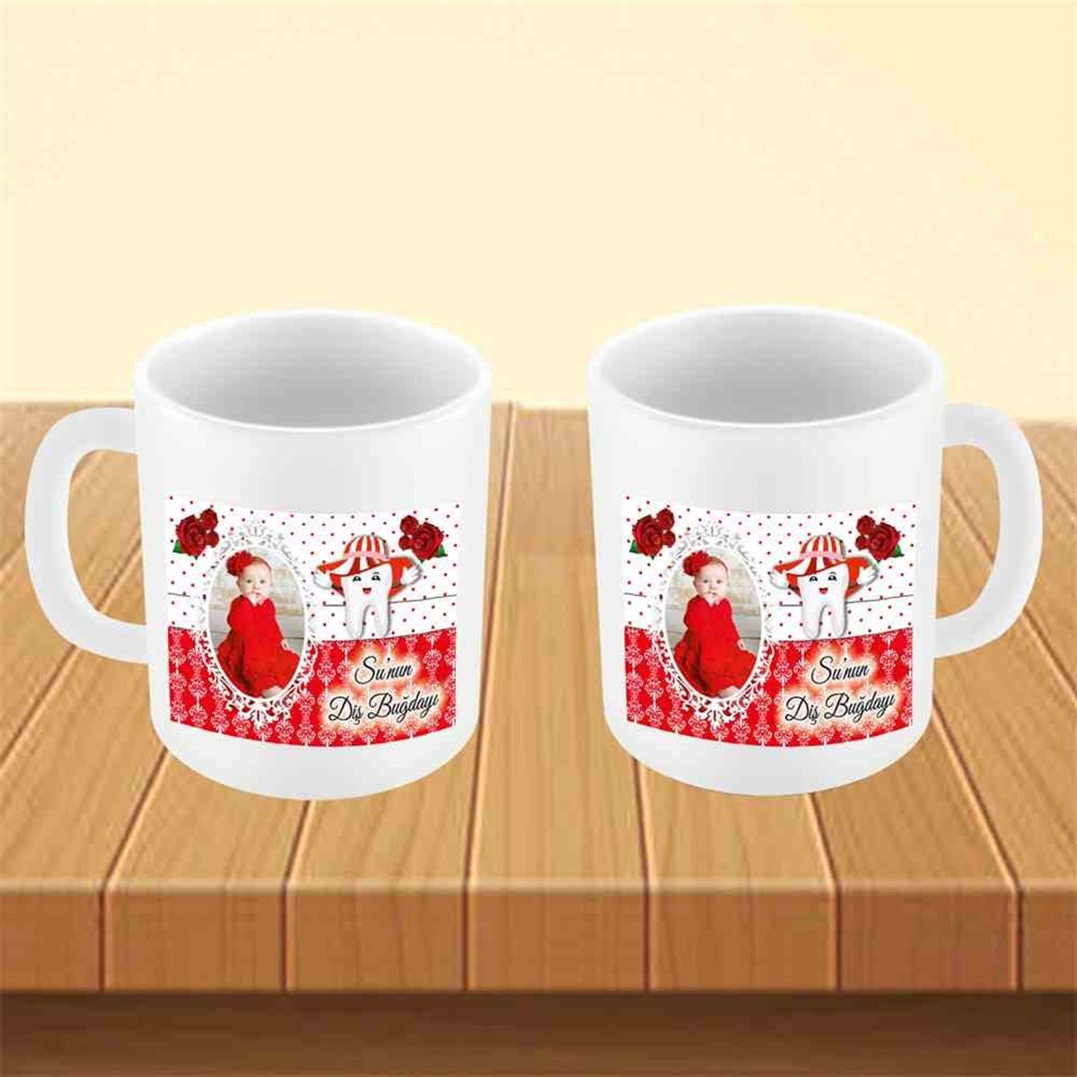 Diş Buğdayı Kırmızı Şapkalı ve Güllü Kupa Bardak Mug 