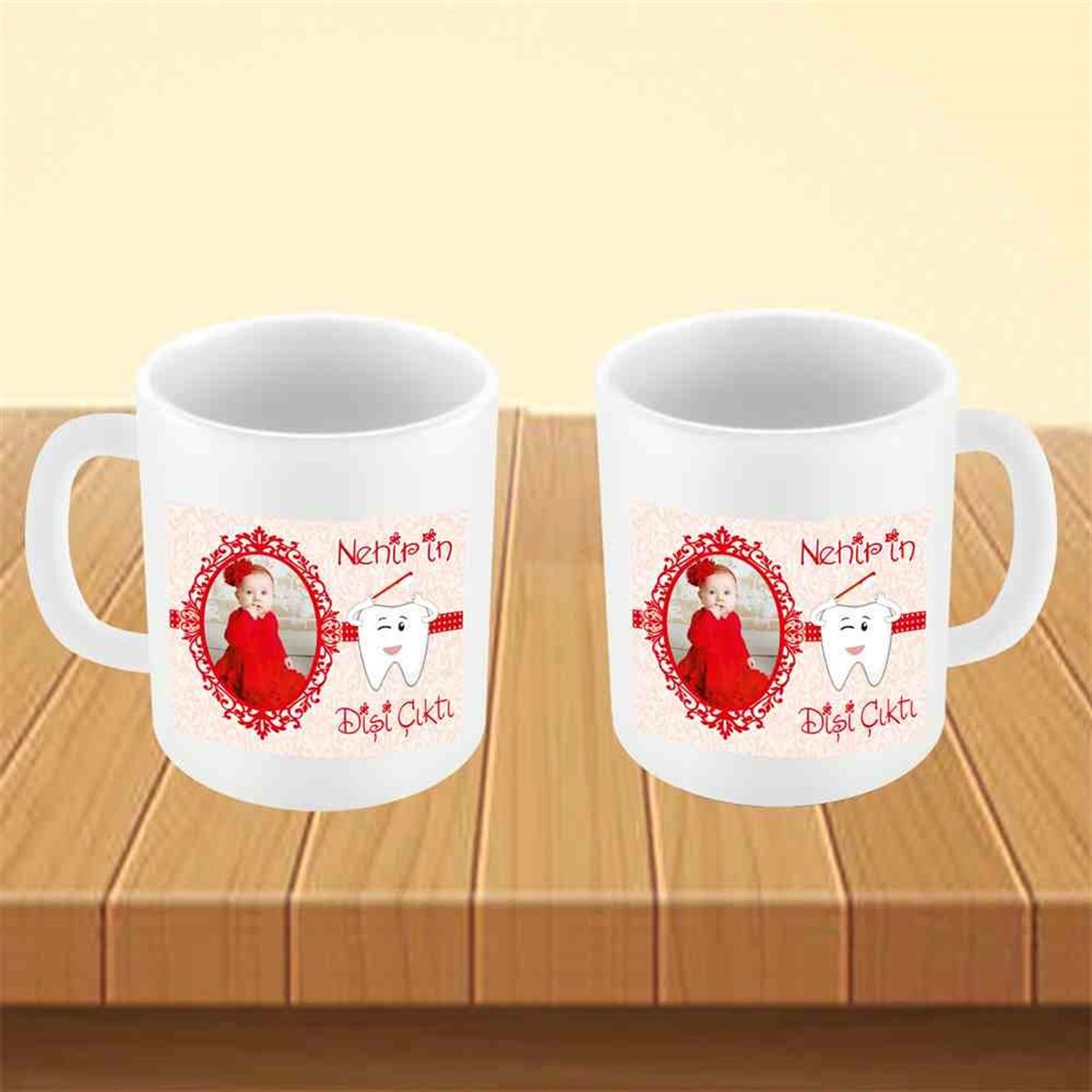 Diş Buğdayı Kırmızı ve Desenli Parti Süsü Kupa Bardak Mug 