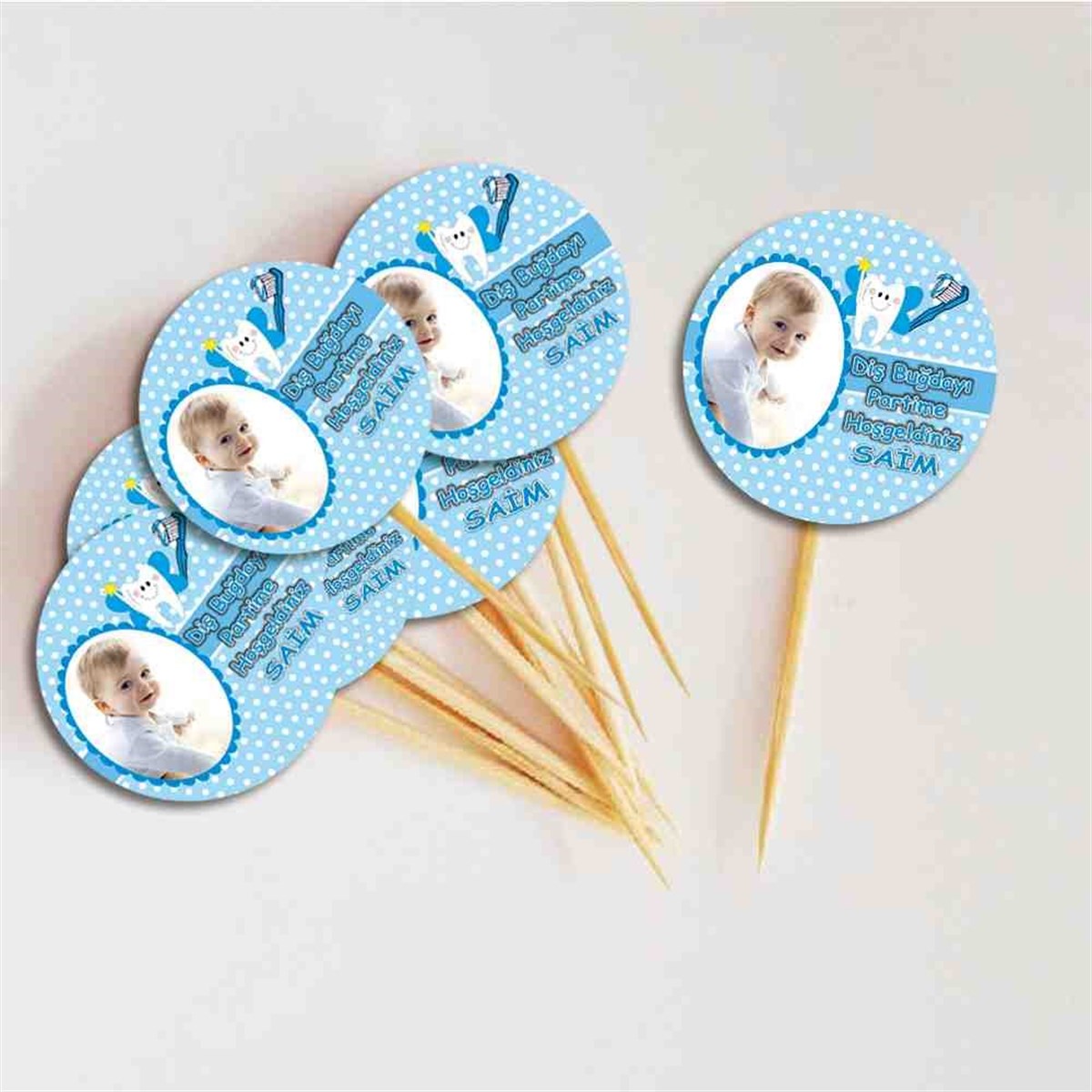 Diş Partisi Mavi Puantiyeli Cupcake Kurdanı 