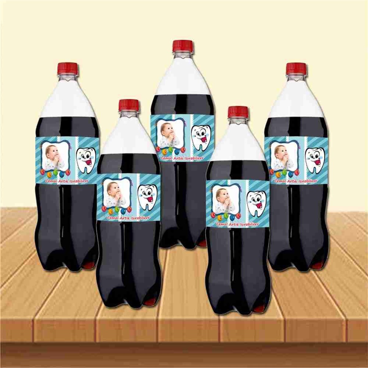 Diş Partisi Sevimli Utangaç Cola Şisesi Bandı 