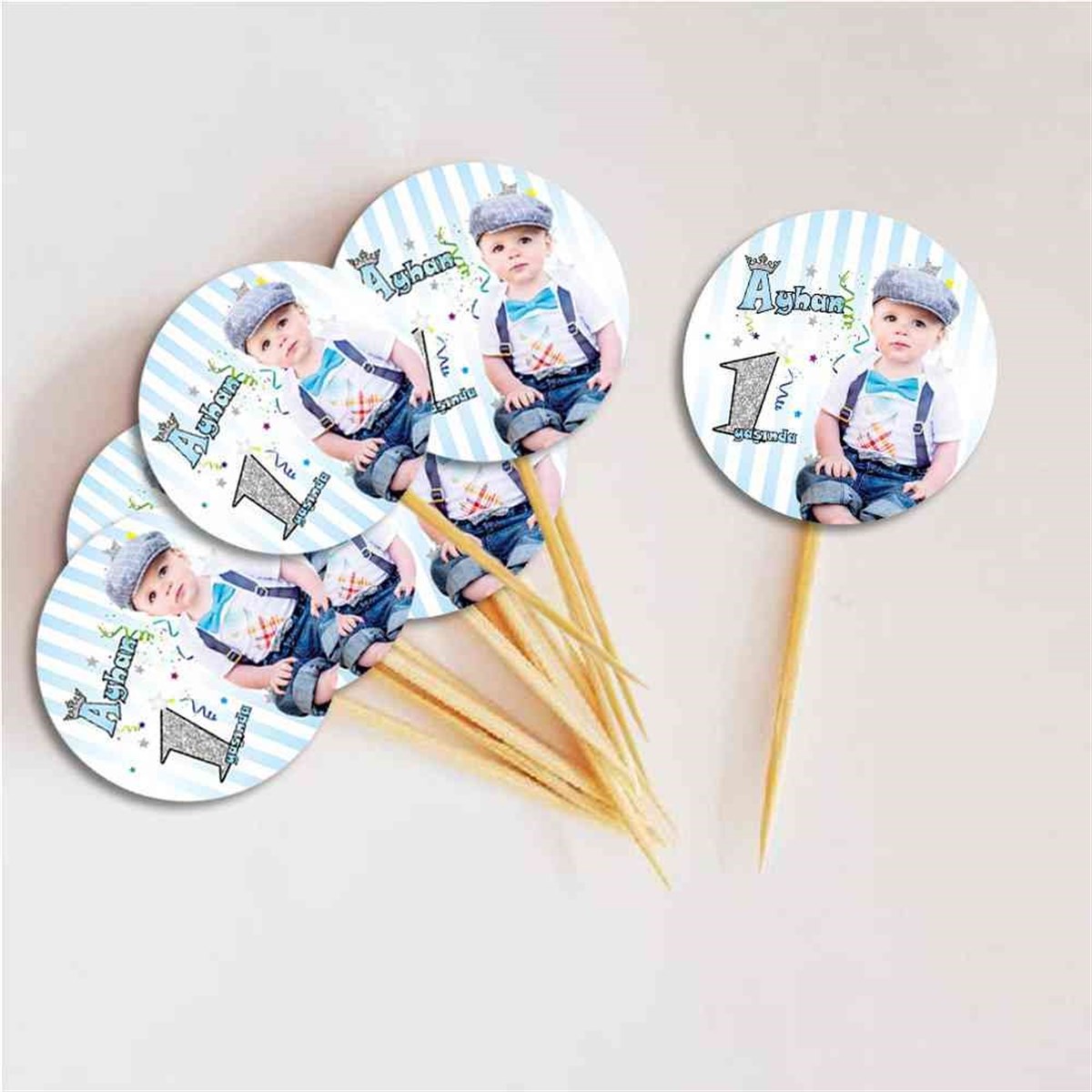 Gümüş Taçlı Temalı Kurdan  