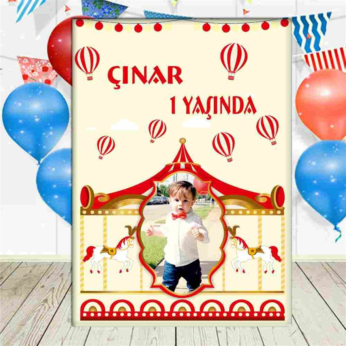 Kırmızı Atlı Karınca Konsept Ayaklı Pano 