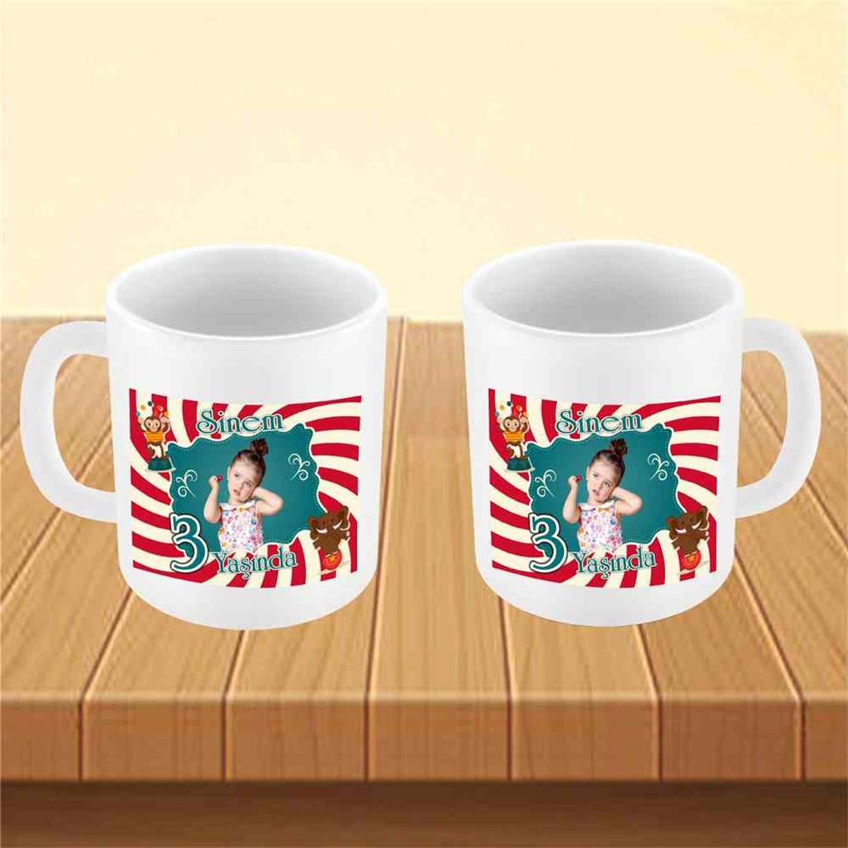 Kız Çocuğu Kupa Bardak Mug 
