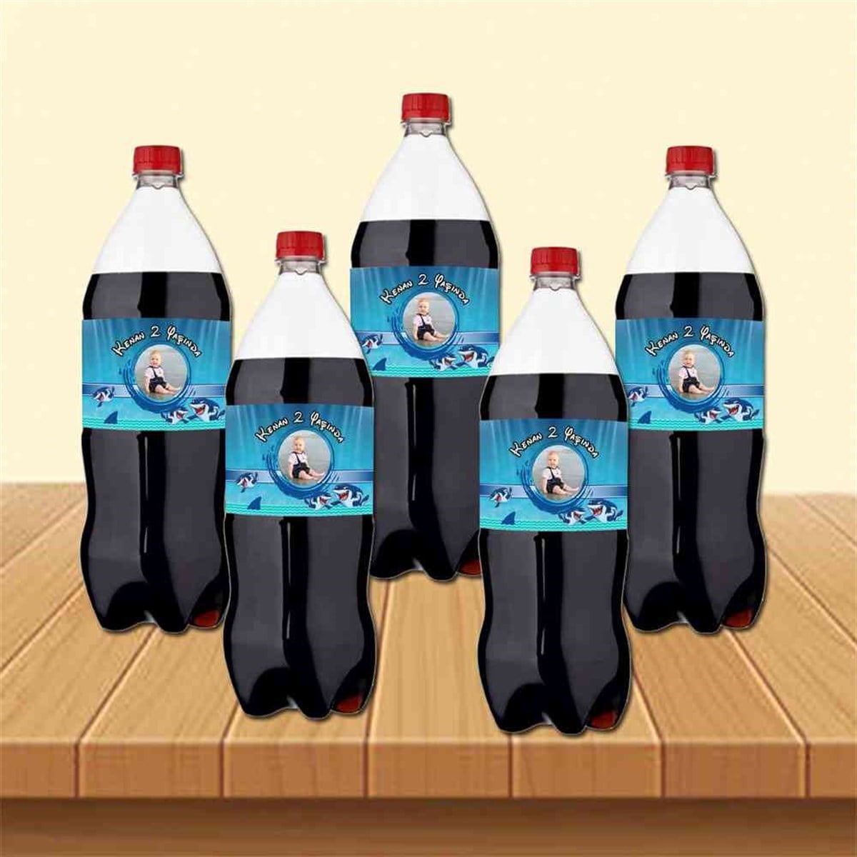 Köpek Balığı Konsepti Cola Şisesi Bandı    