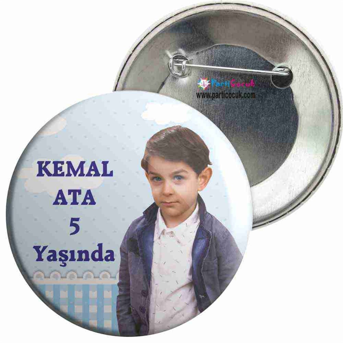 Mavi Bulutlu Sade Konsept İğneli Rozet  