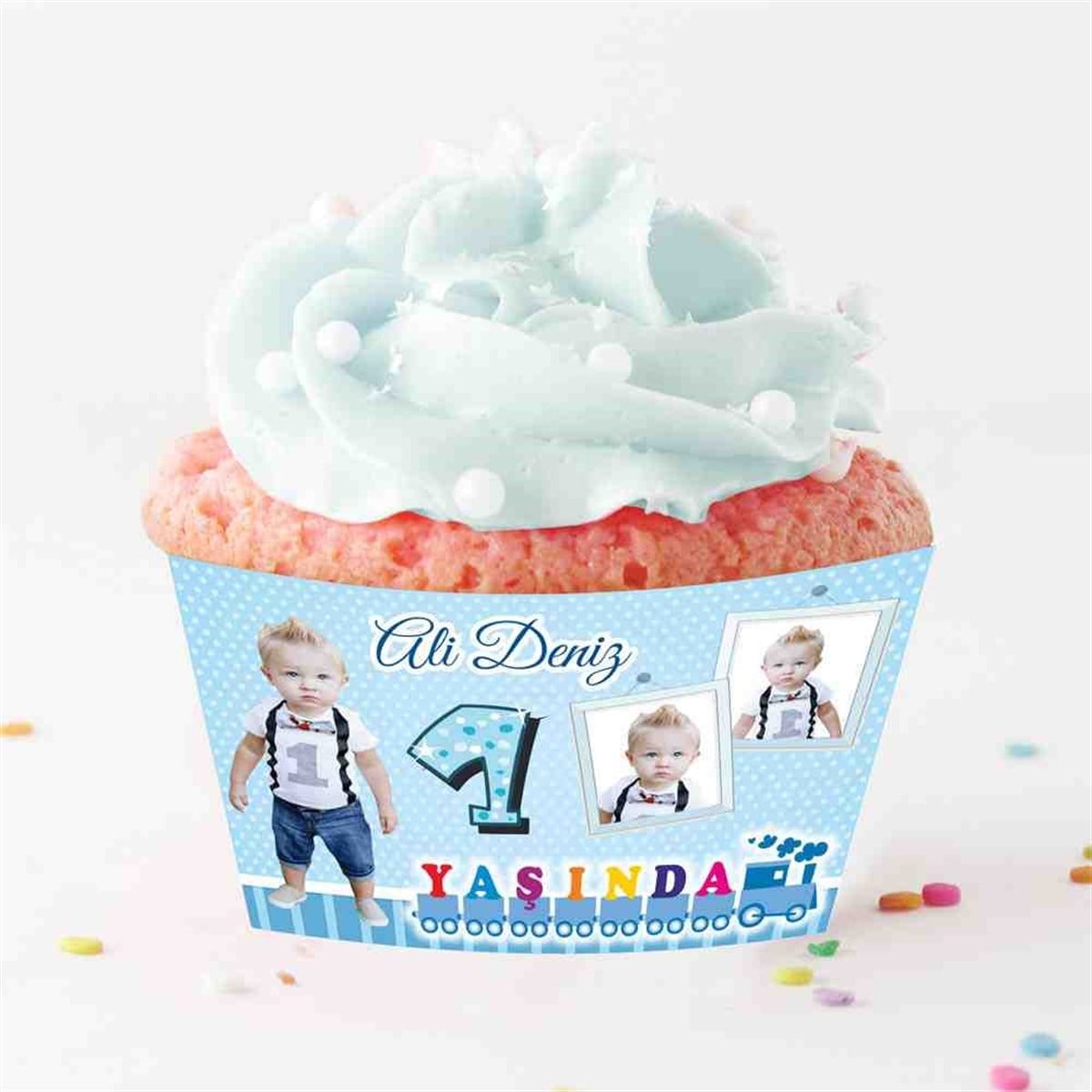 Mavi Tren Cupcake Sargısı 