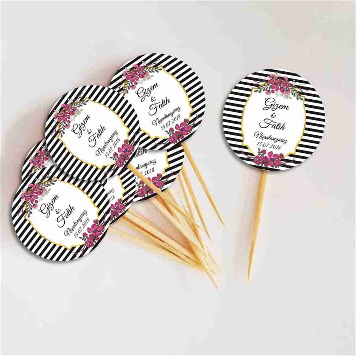 Nişan Kara Tahta Cupcake Kürdanı 