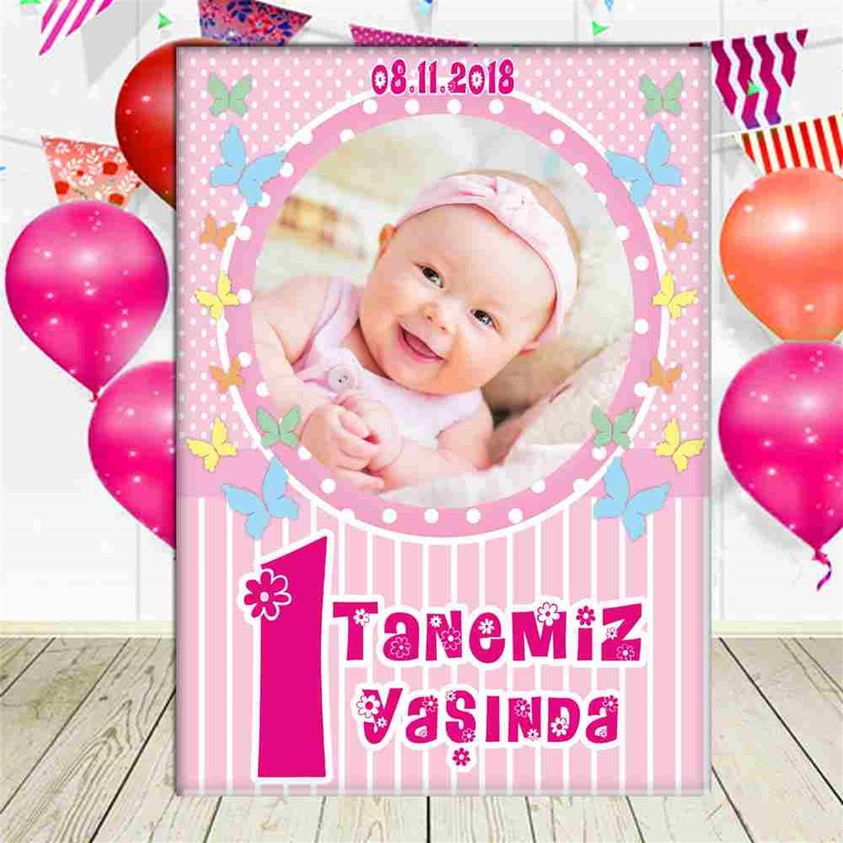 Pembe Puantiyeli Konsept Ayaklı Pano  
