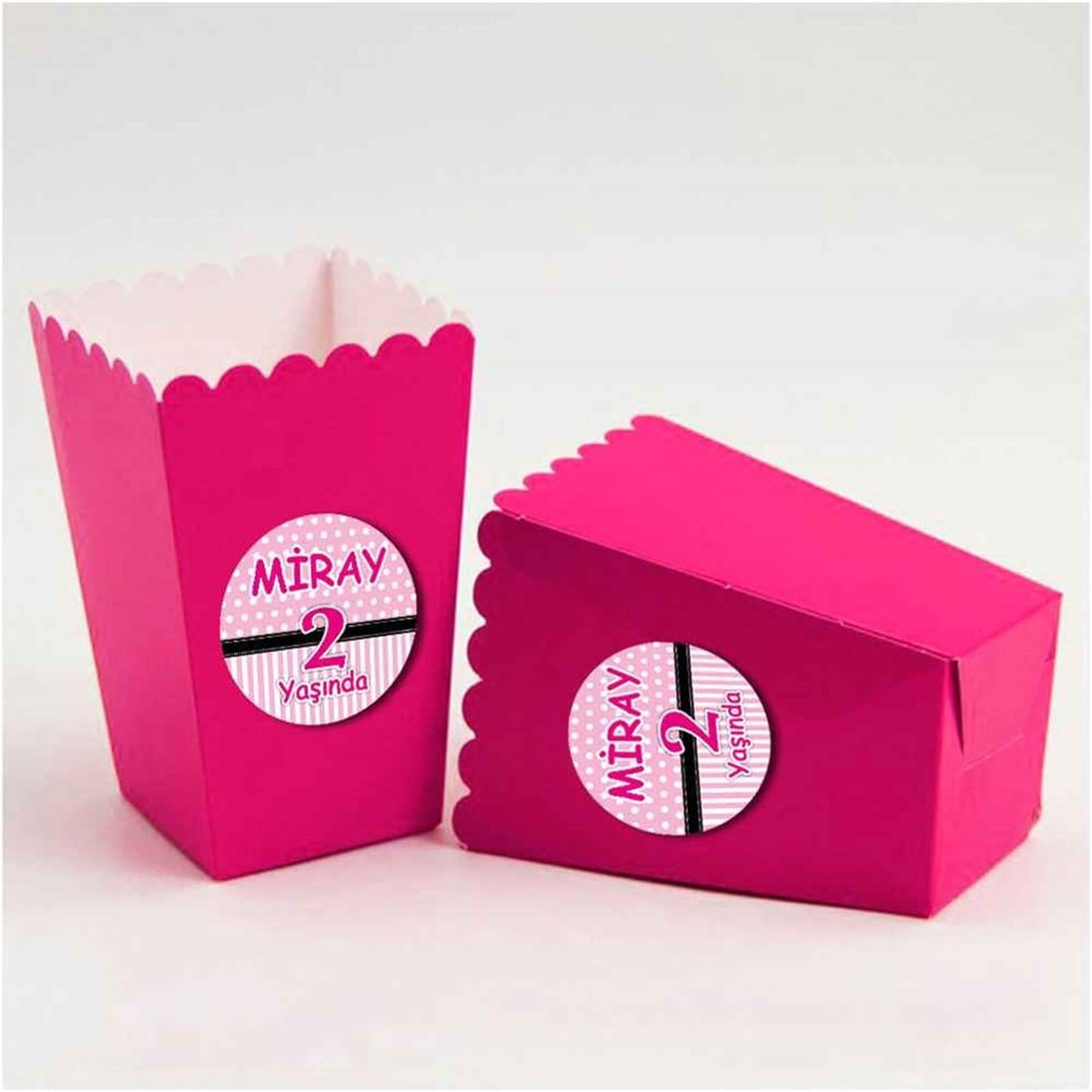Pembe Puantiyeli Konsept Etiketli Popcorn Kutusu 10 Adet 