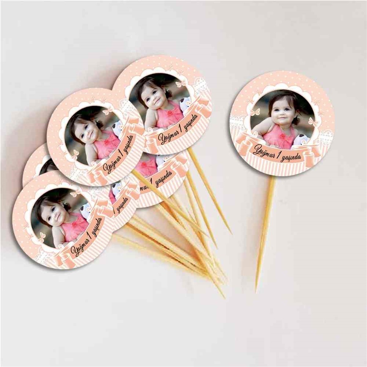 Pembe Puantiyeli Kurdan  