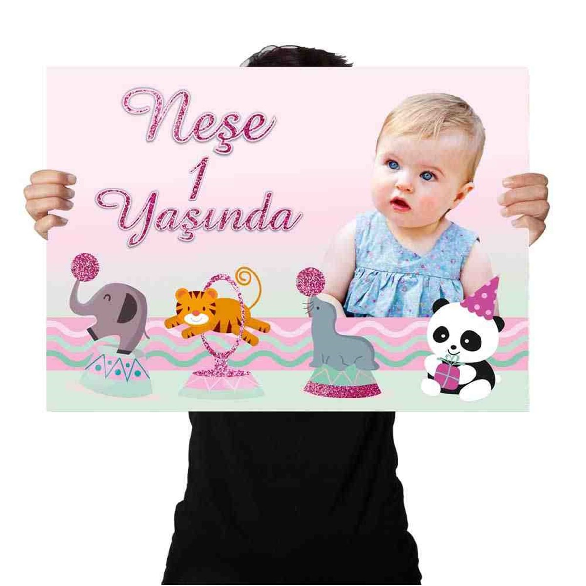 Pembe Sirk Konsepti Afiş 