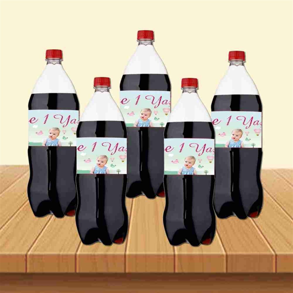 Pembe Sirk Konsepti Cola Şisesi Bandı 