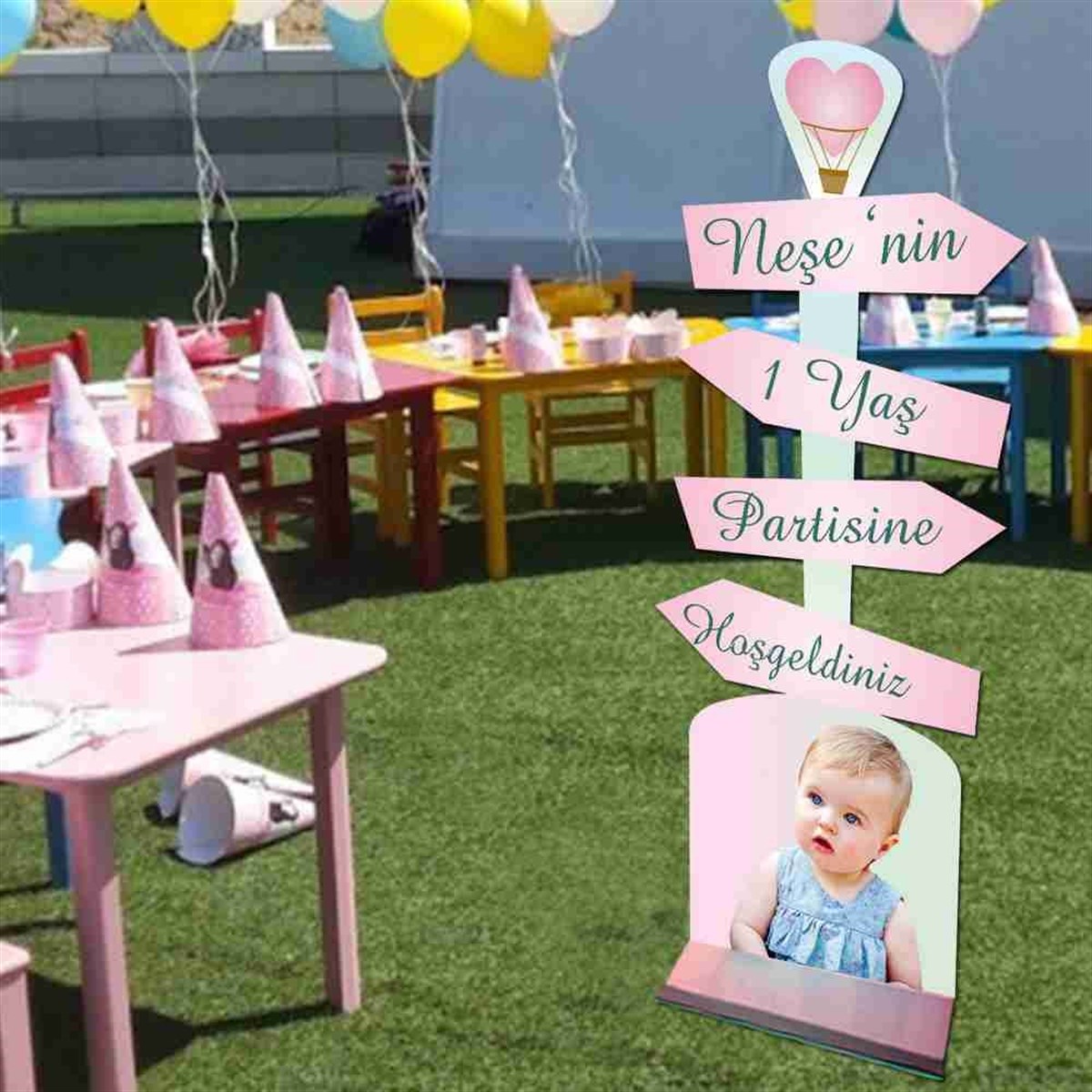 Pembe Sİrk Konsepti Kişiye Özel Oklu Pano 