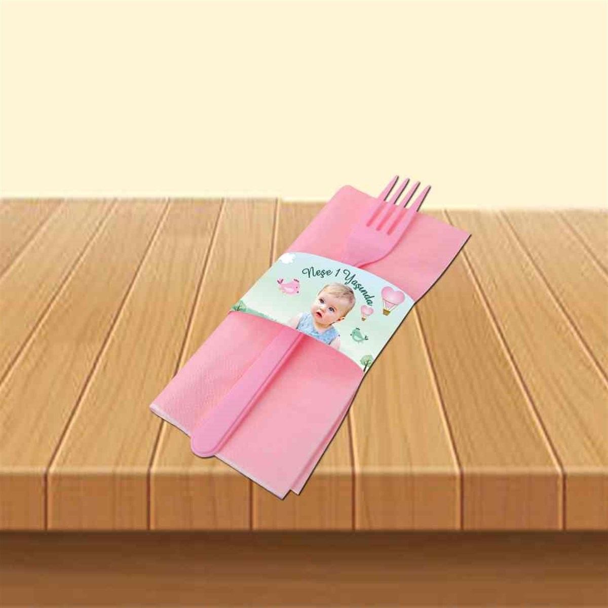 Pembe Sirk Konsepti Peçetelik Bandı 