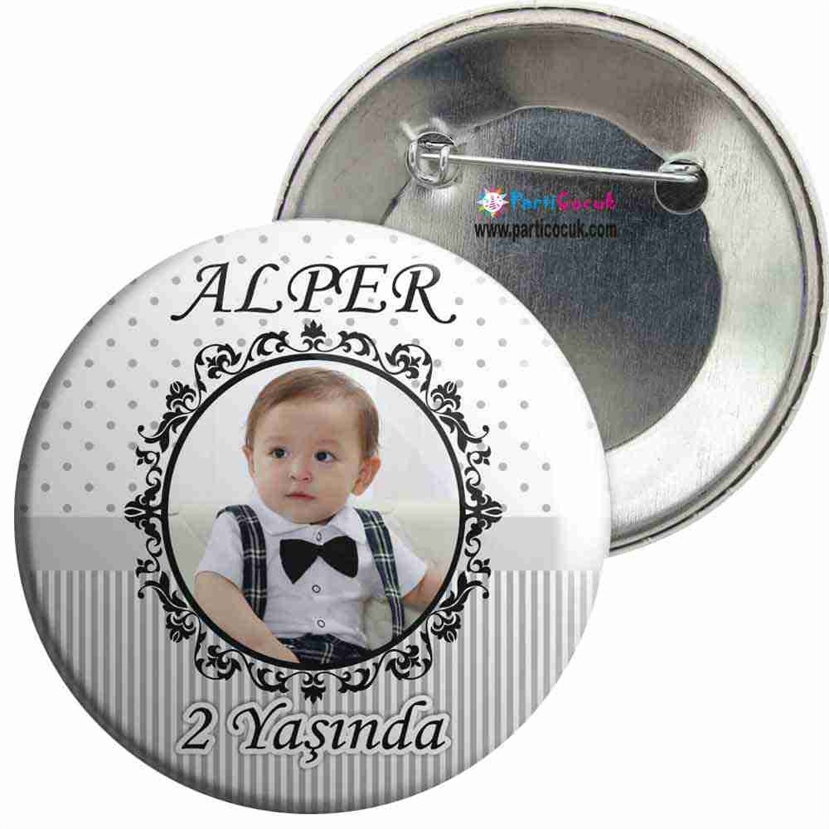 Siyah Çizgili Konsept İğneli Rozet  