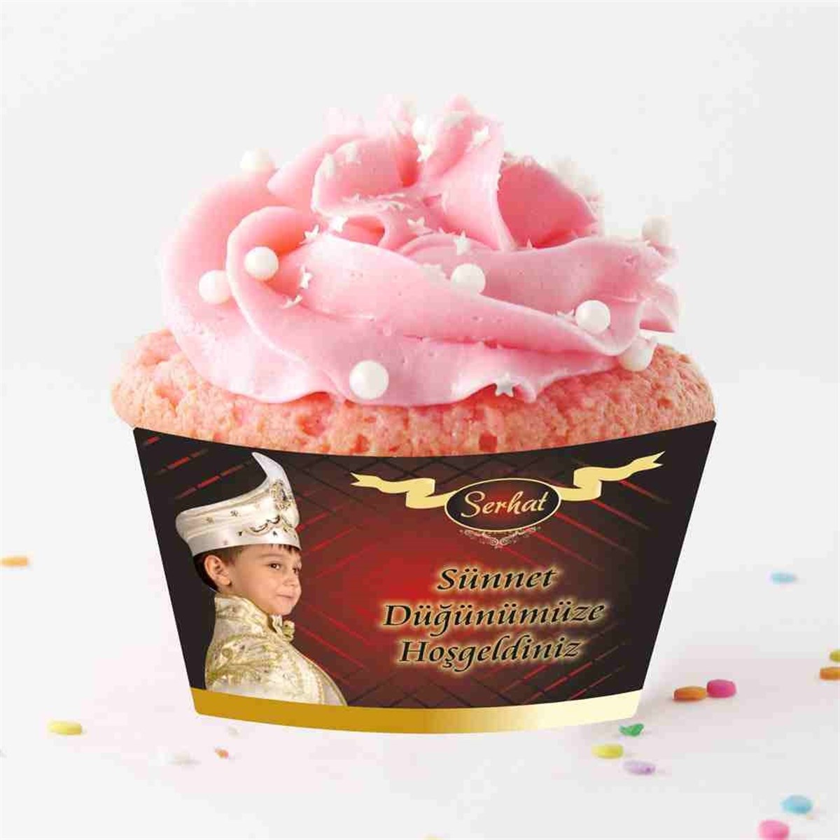 Sünnet Kişiye Özel Gold ve Koyu Kırmızı Cupcake Sargısı 
