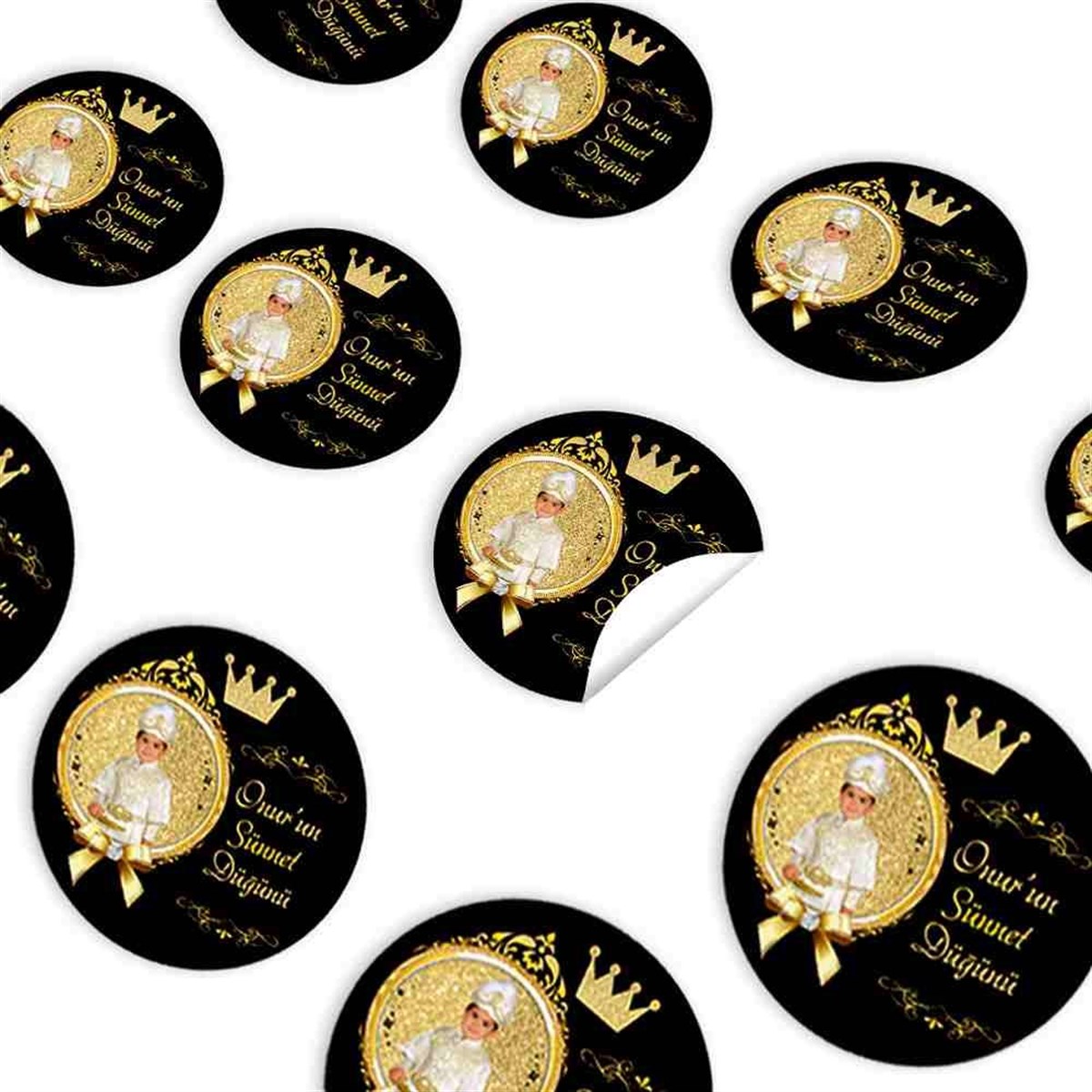 Sünnet Malzemeleri Gold ve Siyah Taçlı Sticker 30 Adet 