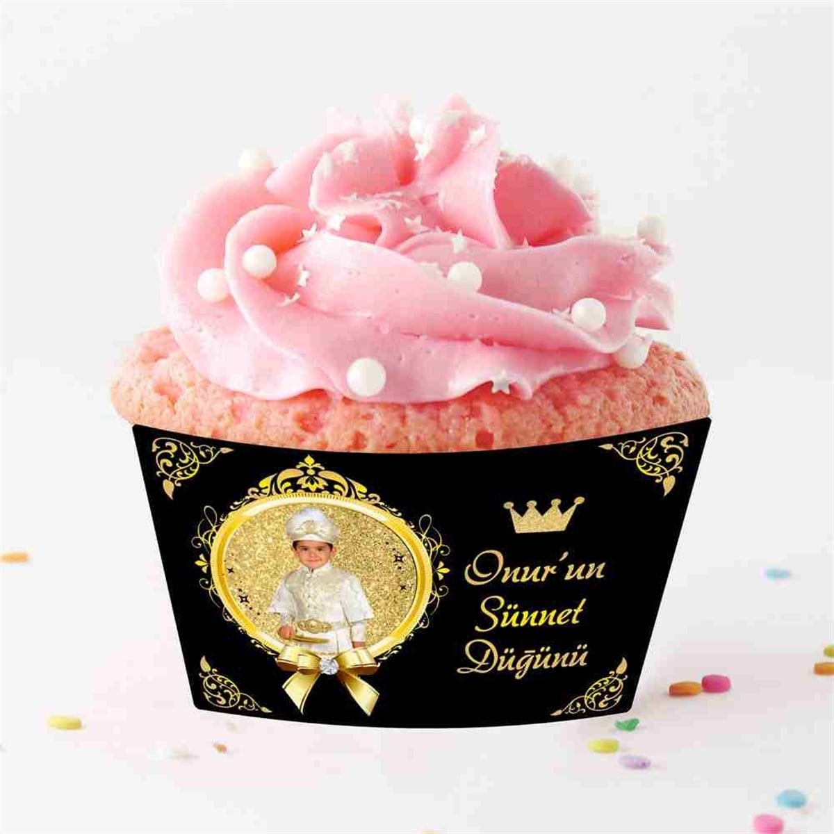 Sünnet Malzemeleri Gold ve Siyah Taçlı Cupcake Sargısı 