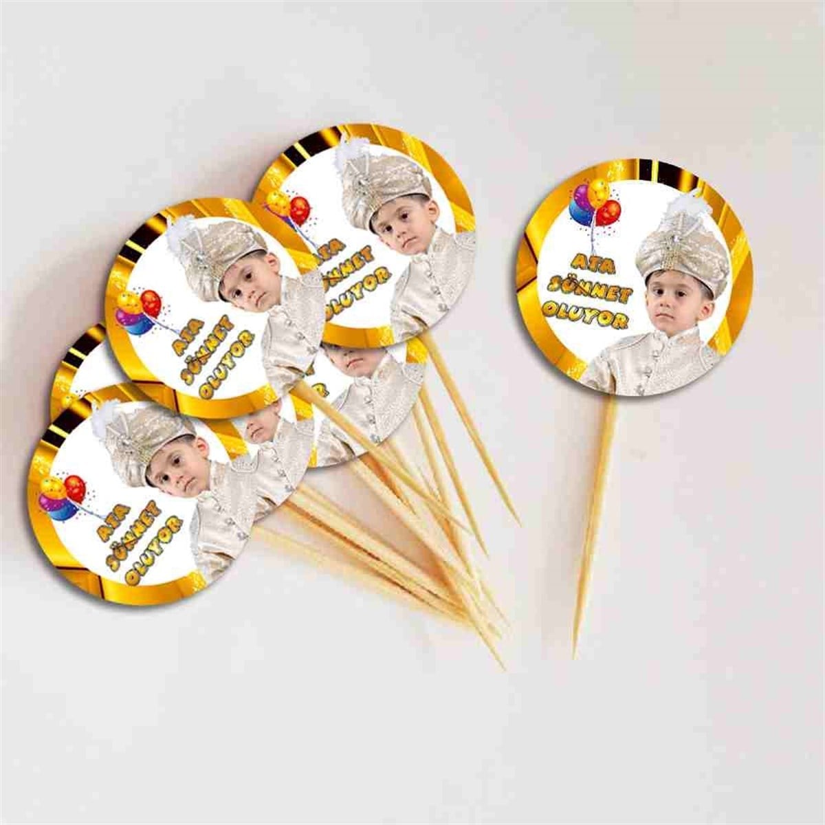 Sünnet Masası Gold Zeminli Parti Malzemeleri Cupcake Kurdanı 