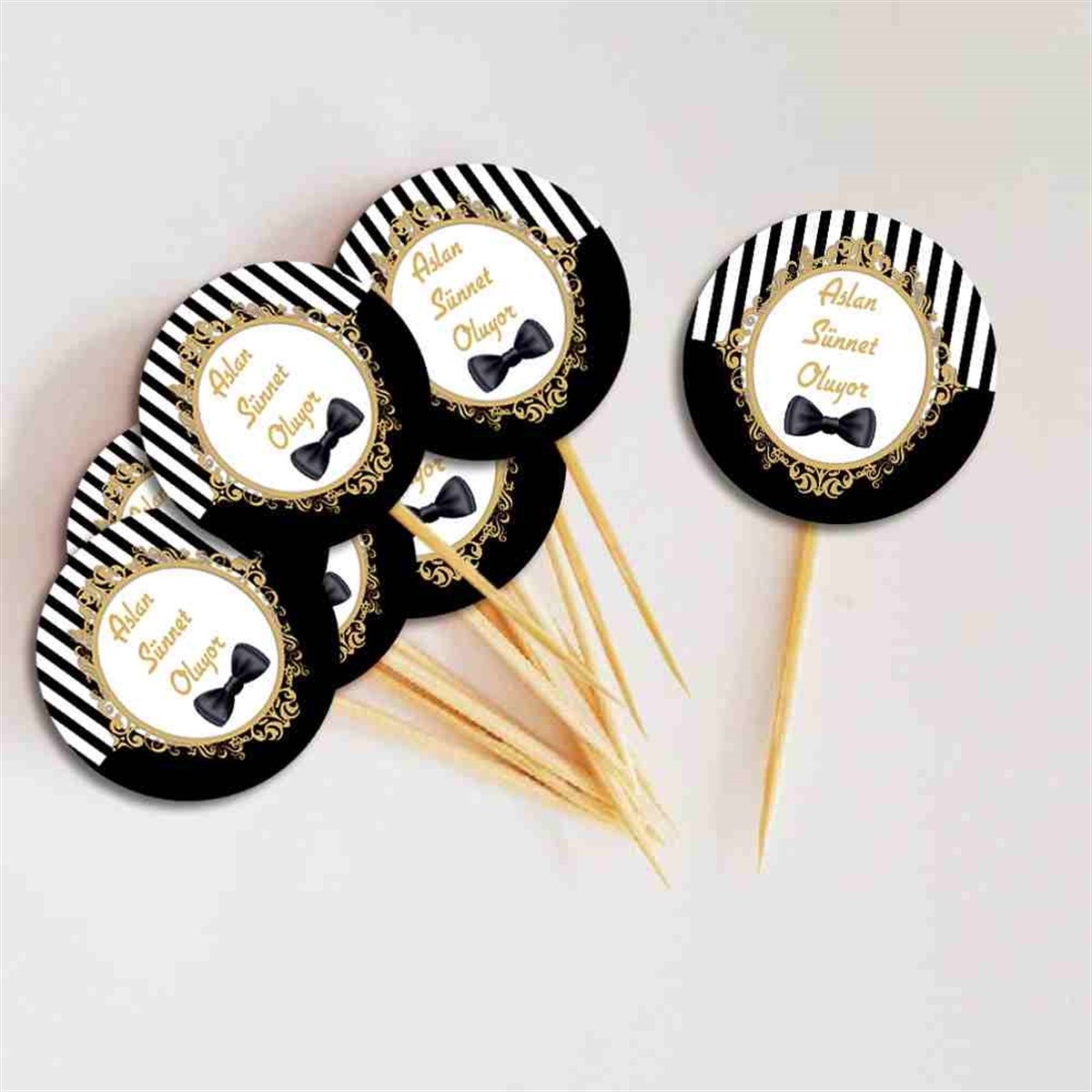 Sünnet Siyah Gold Resmi Parti Süslemesi Cupcake Kurdanı 