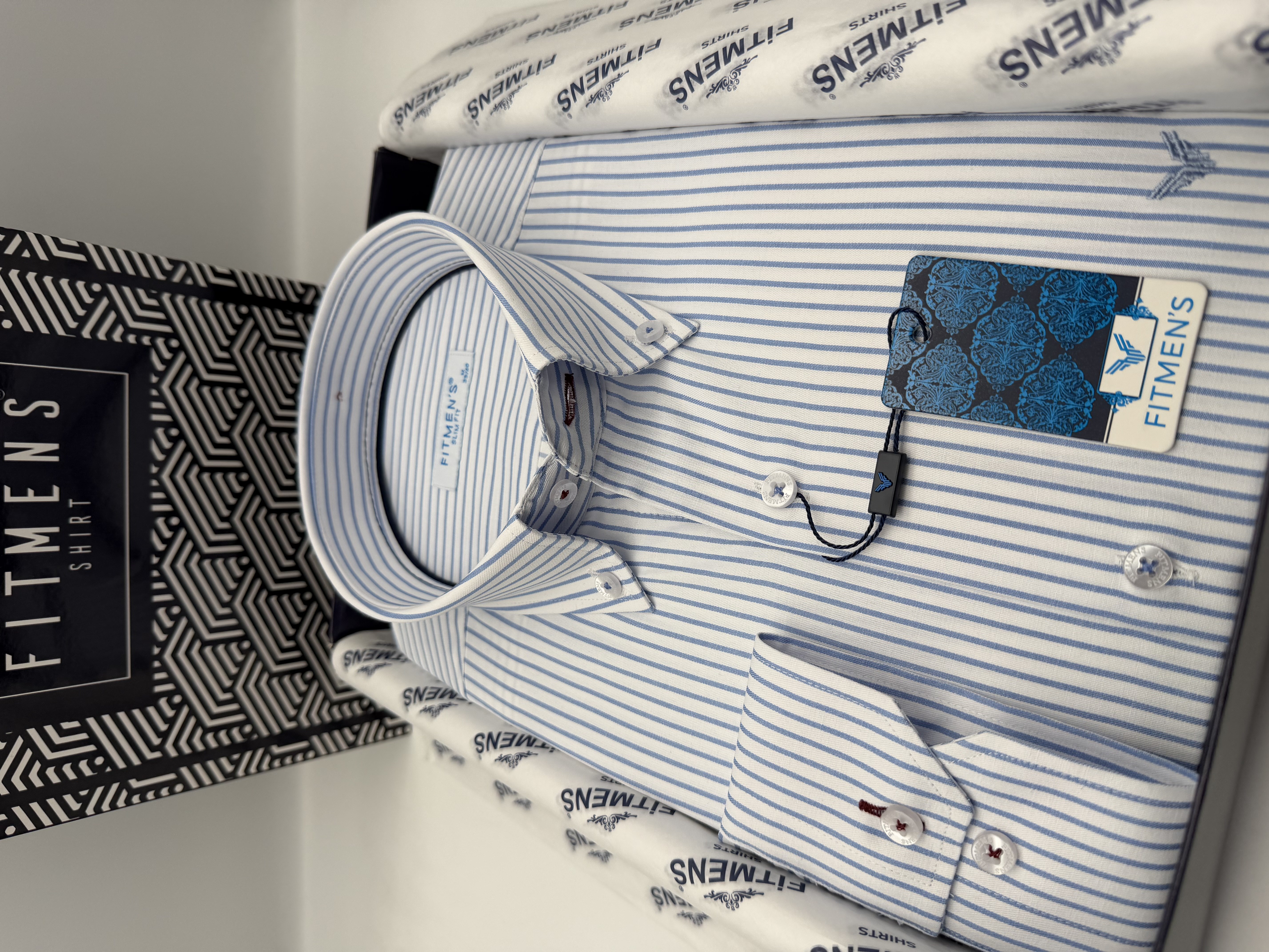 Slim Fit Uzun Kol Premium Çizgili Yaka Düğmeli Hediye Kutulu Erkek Gömlek FS-004440 - Açık Mavi