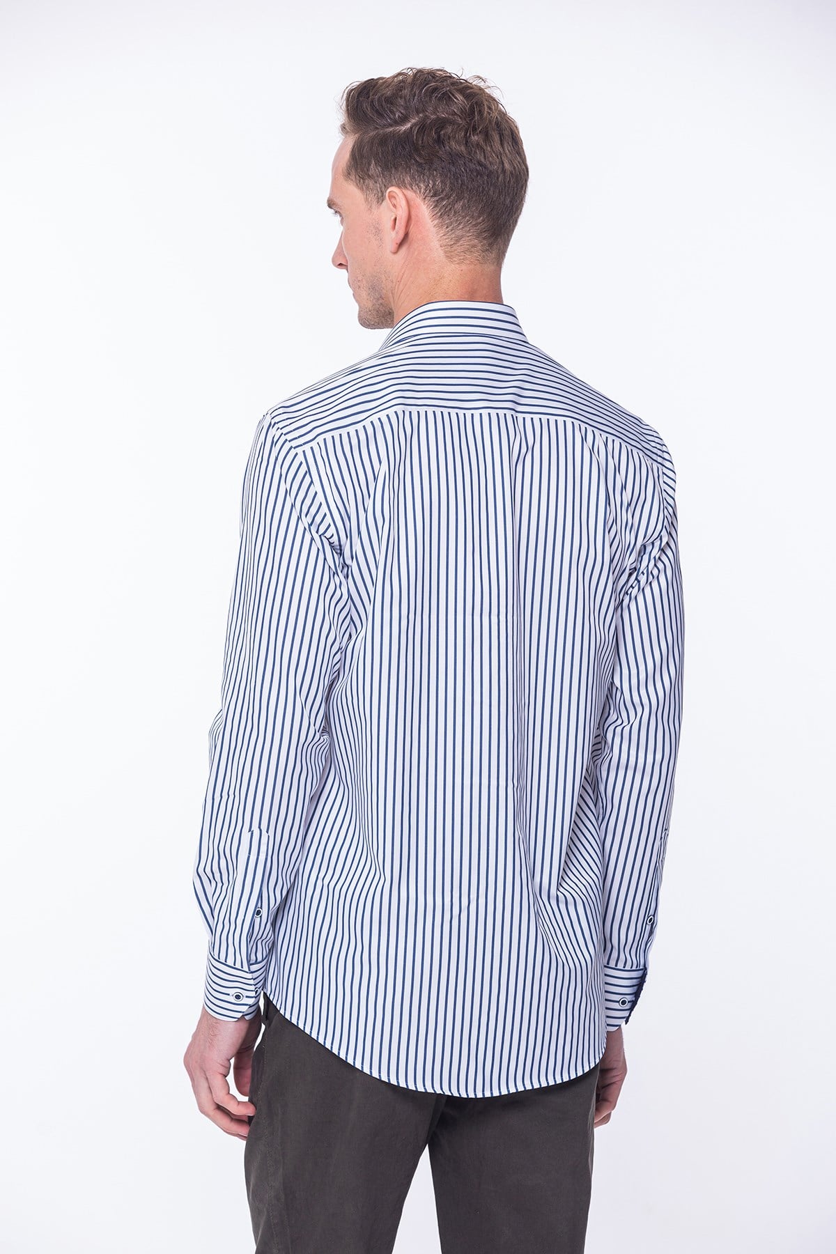 Klasik Uzun Kol Kalın Çizgili Hediye Kutulu Erkek Gömlek FS-001260 - Beyaz Lacivert