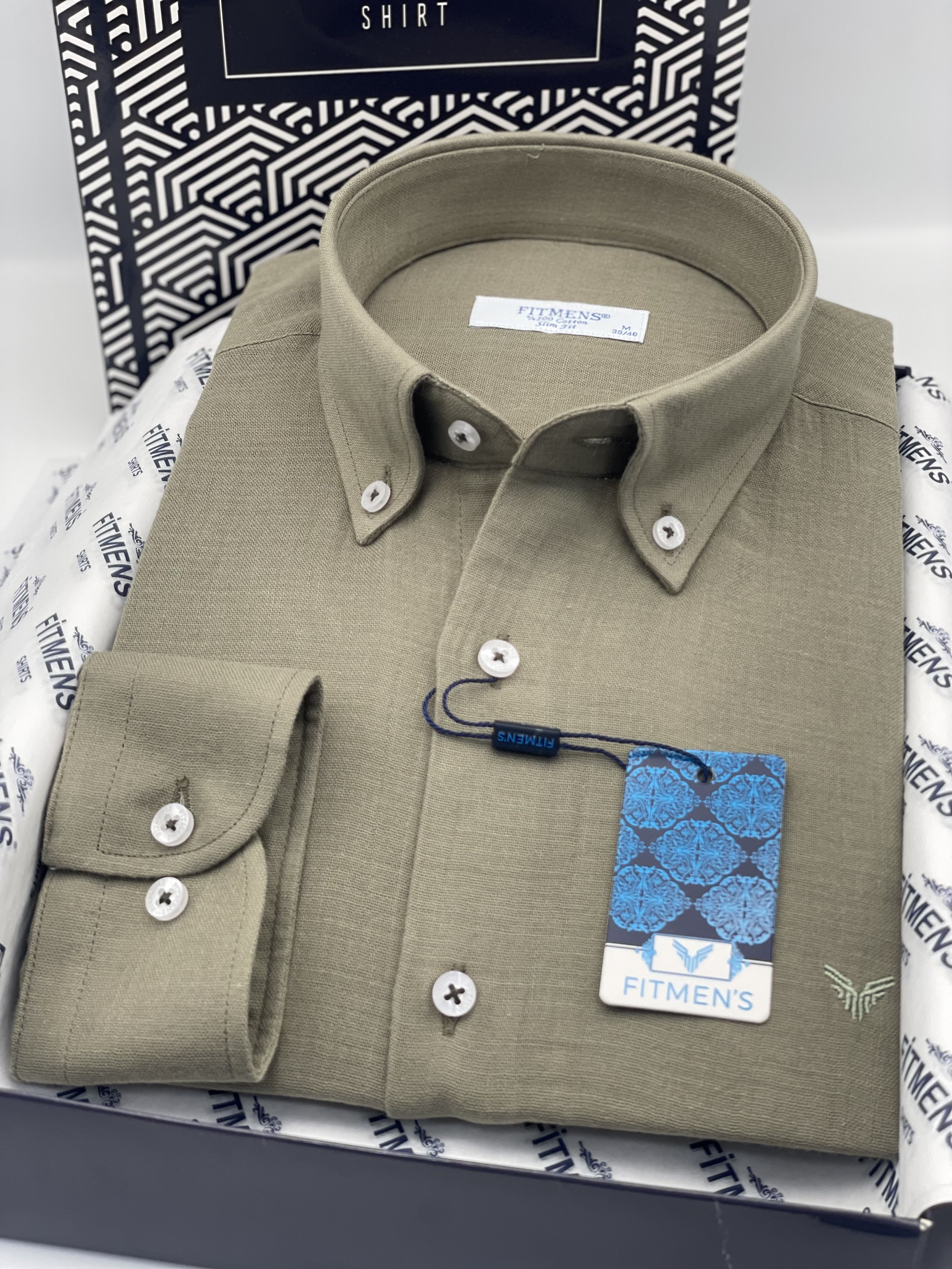Slim Fit Uzun Kol Müslin Pamuk Rahat Nefes Alabilen Kumaştan Yaka Düğmeli Hediye Kutulu Erkek Gömlek FS-004202 - Haki