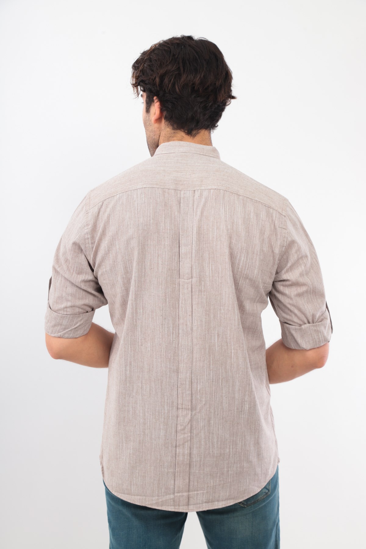 Slim Fit Uzun Kol Hakim Yaka Yarım Patlı Hediye Kutulu Erkek Gömlek FS-003687 - Kahverengi
